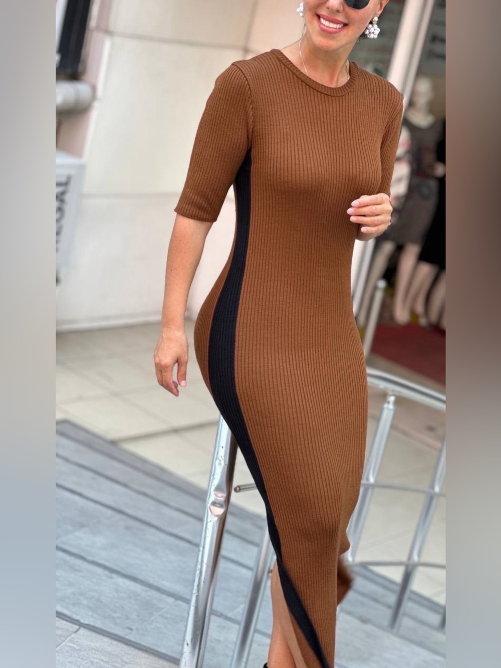 New Brown Ribbed Knit Side-Panel Maxi Dress
